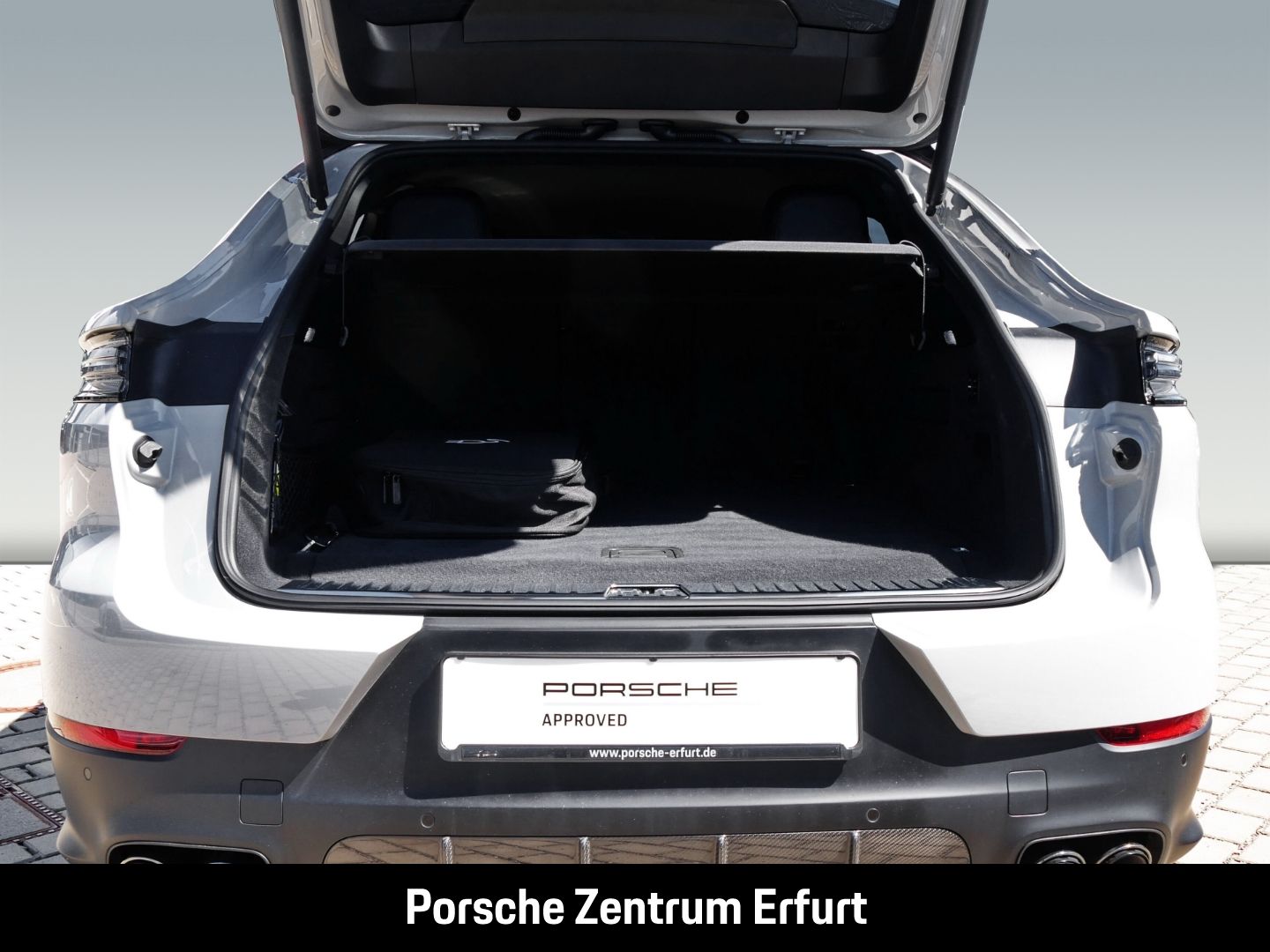 Porsche Cayenne E-Hybrid Coupe Vollausstattung