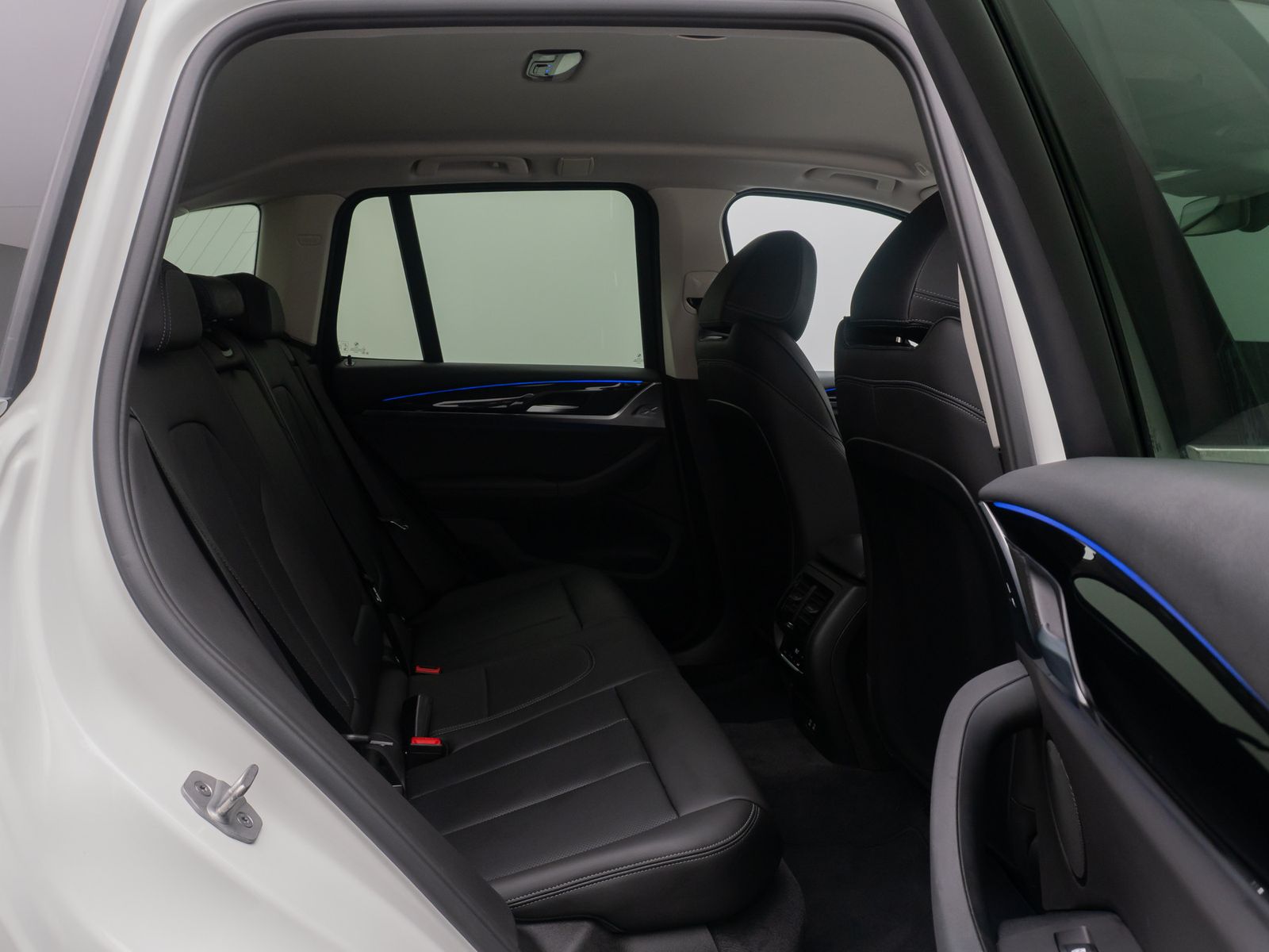 BMW X3 xD20i Kamera DAB Laser HiFi Komfort Sport 18"