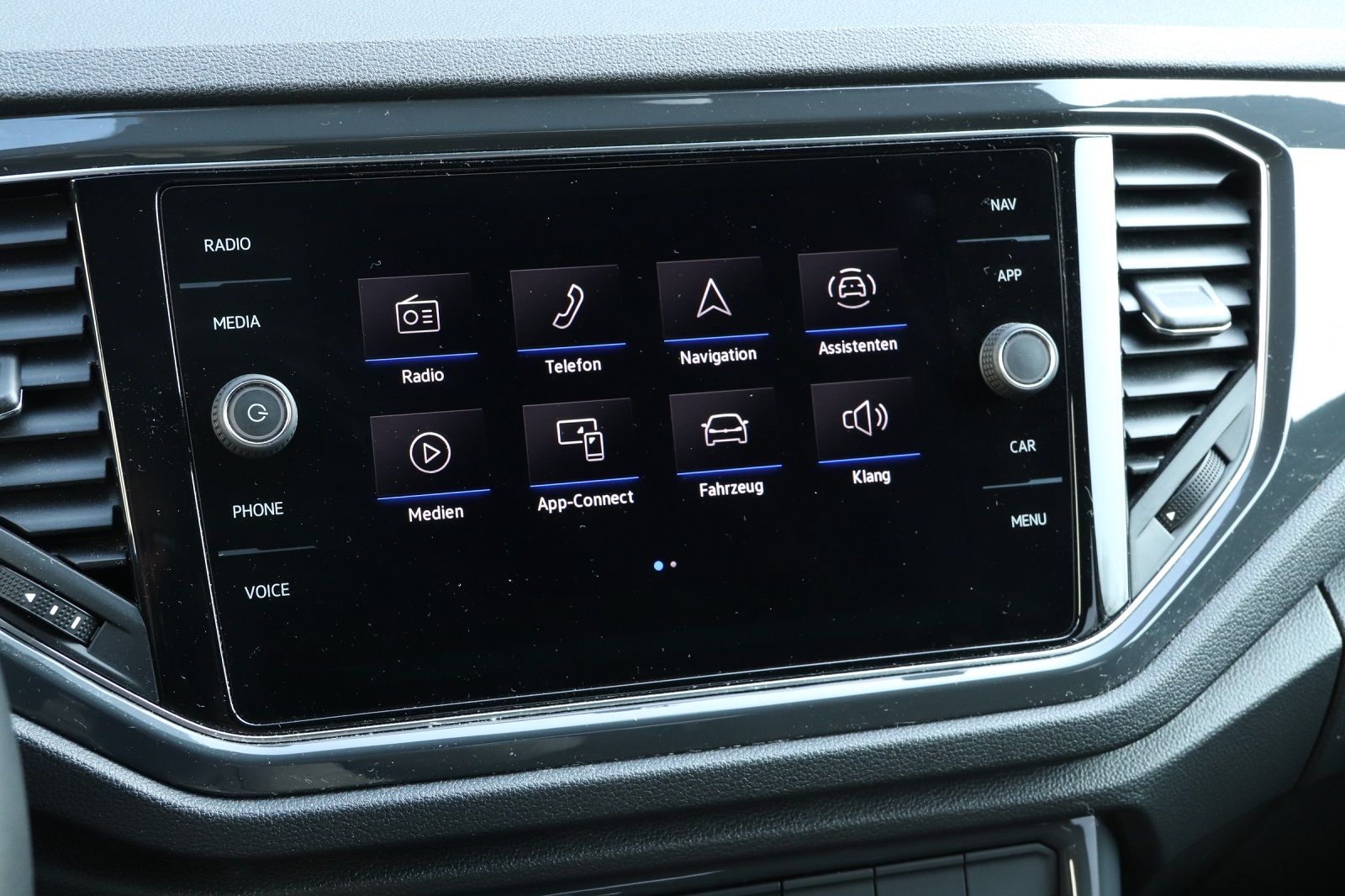 Volkswagen T-Roc 2.0 TSI Sport 4Motion - Samsaru's Car Outlet