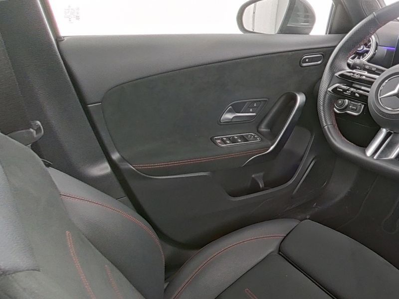 Mercedes-Benz A 180 AMG - Samsaru's Car Outlet