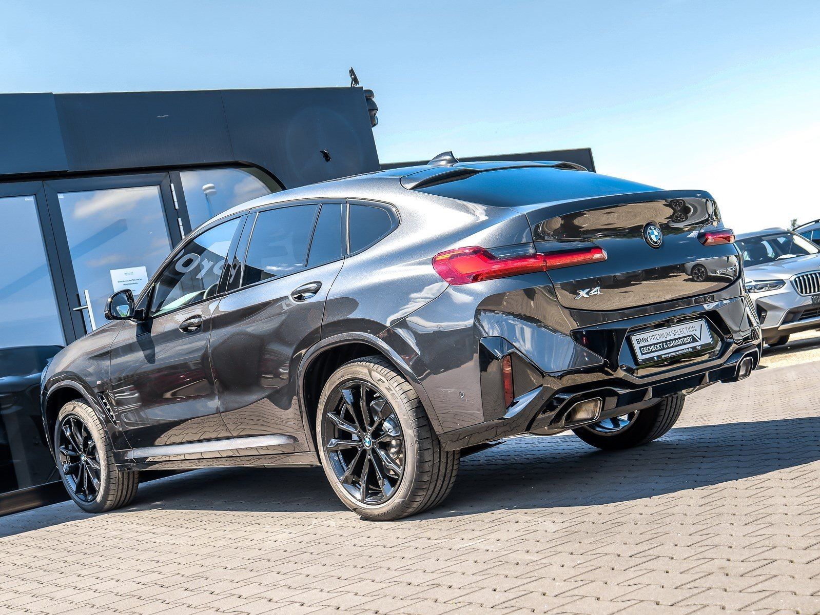 BMW X4 xDrive30d M Sport PANO ACC AHK RFK NAVI LED