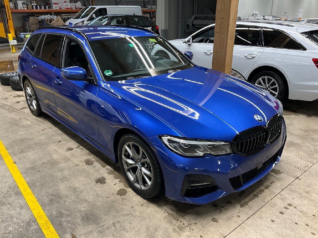 BMW 330 d xDrive M Sport - Samsaru's Car Outlet