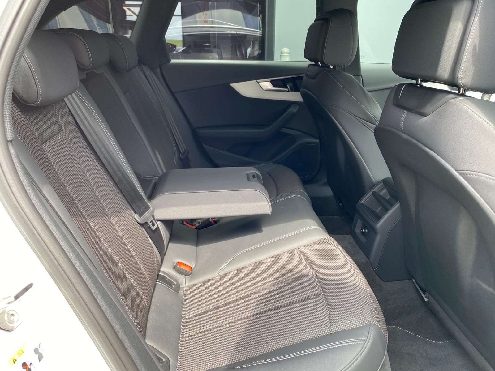 Audi A4 Avant 40 TDI quattro S line - Samsaru's Car Outlet