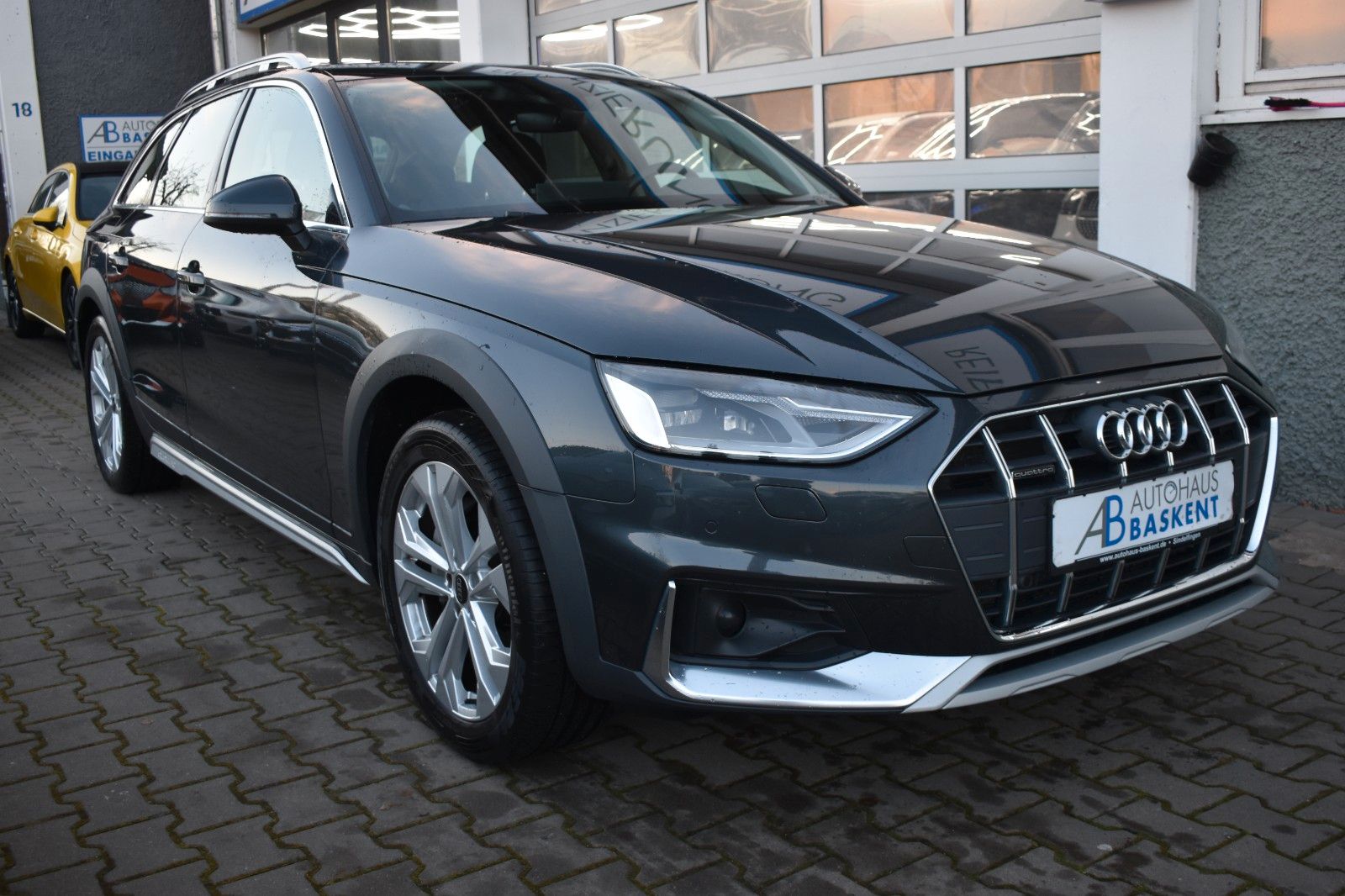 Audi A4 Allroad quattro 40 TDI*SPORT*LED*AHK*NAVI*SHZ