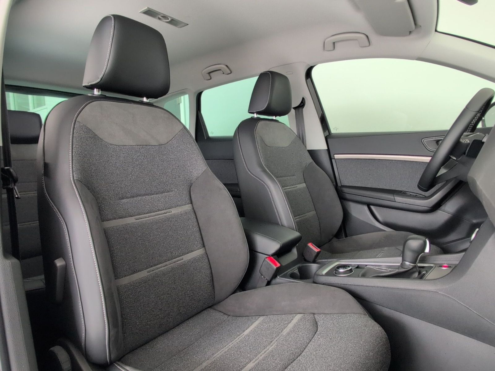 Seat Ateca 1.5 TSI DSG XPERIENCE Pa.:XL AHK-schw Navi