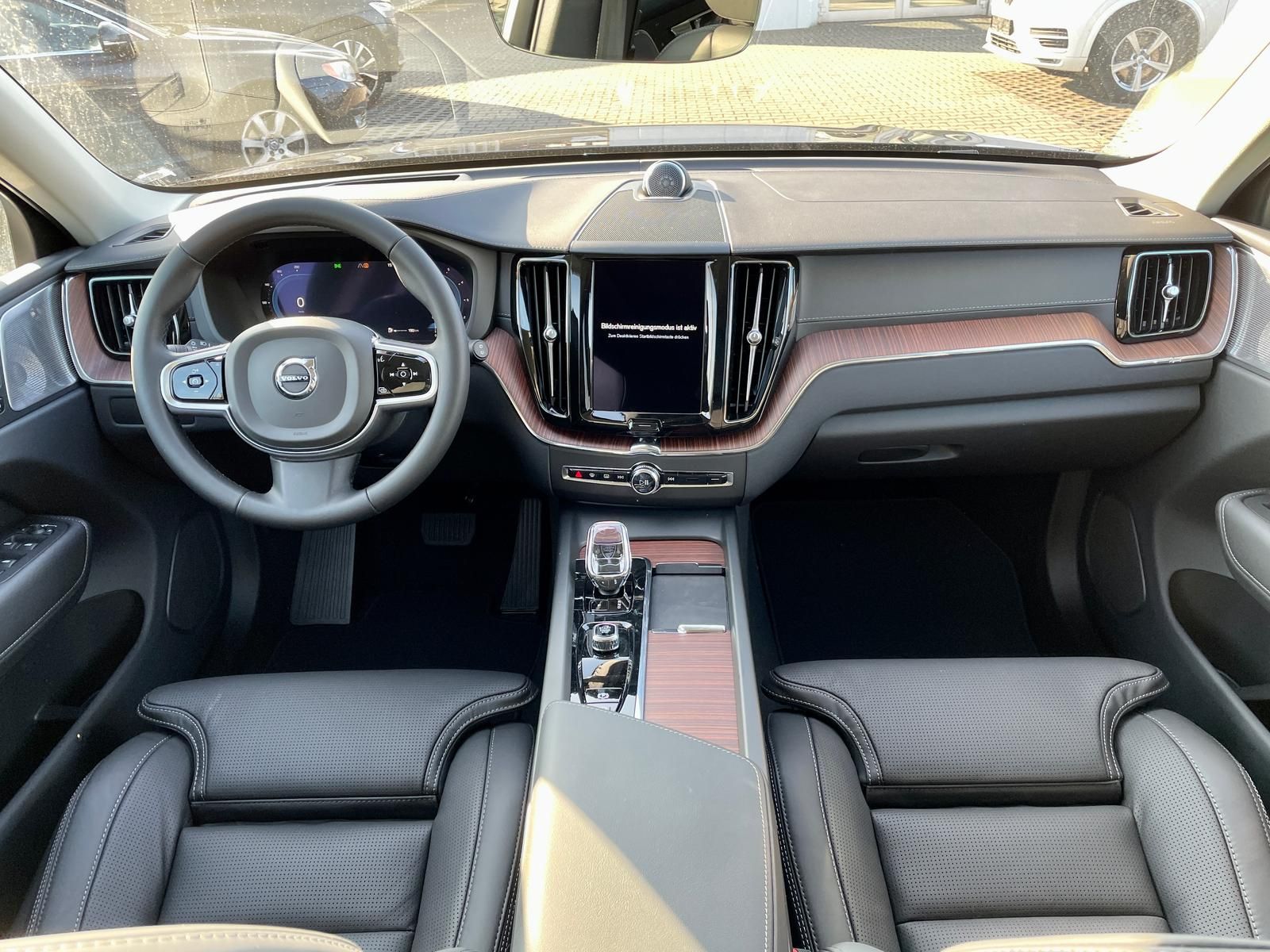 Volvo XC60 B5 AWD Ultimate Bright 360° ACC B&W HUD LHZ