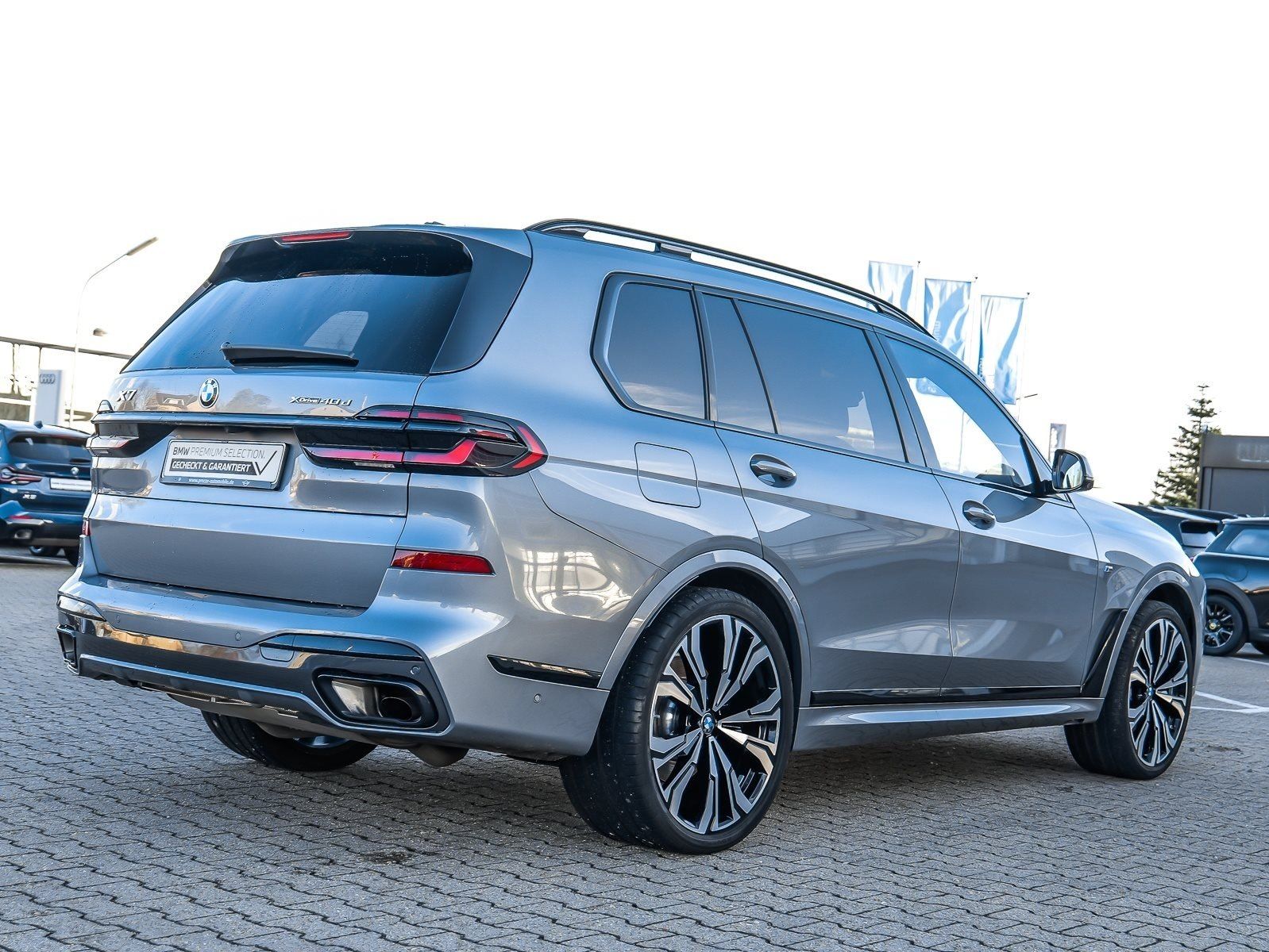 BMW X7 xDrive40d M Sport Pro HUD PANO ACC AHK RFK NA