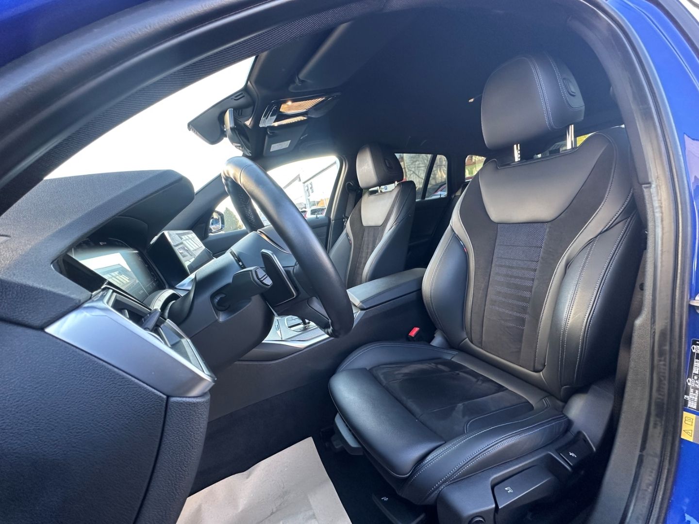 BMW 330 e TOURING M-SPORT - Samsaru's Car Outlet