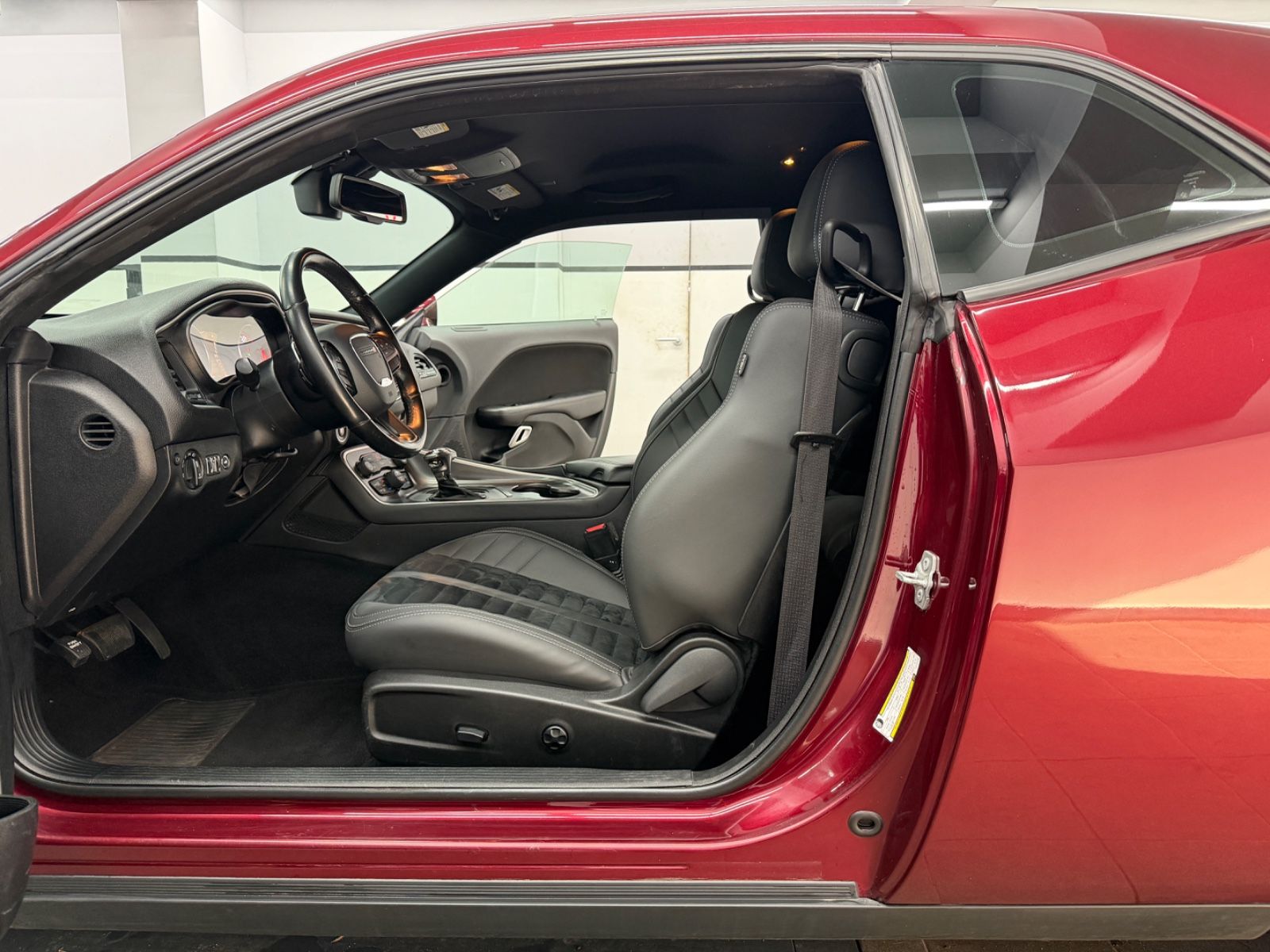 Dodge Challenger R/T 5.7 V8/Octane-Red/Carplay/20"