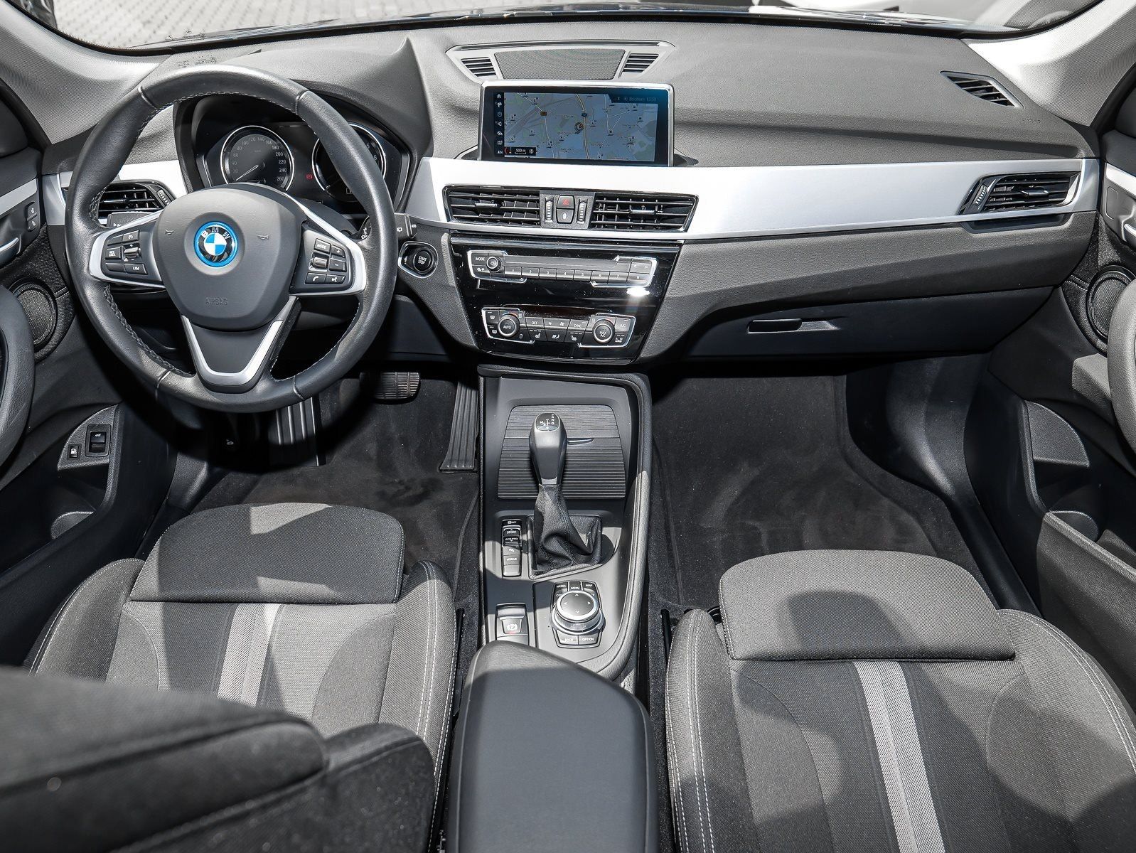 BMW X1 xDrive25e Advantage - Samsaru's Car Outlet
