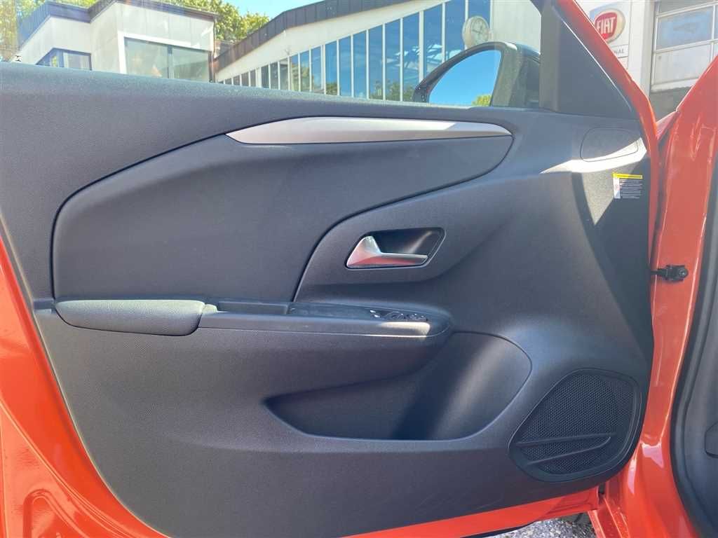 Opel Corsa e - Samsaru's Car Outlet