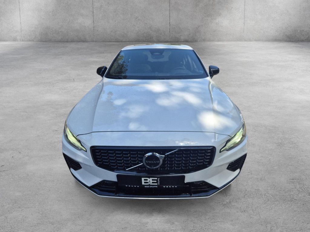 Volvo S60 T8 Ultimate Dark Recharge Plug-In Hybrid AWD