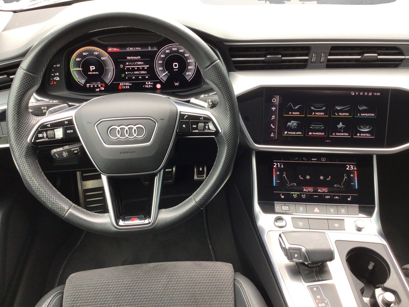 Audi A6 Avant 55 TFSIe quattro S-tronic - Samsaru's Car Outlet