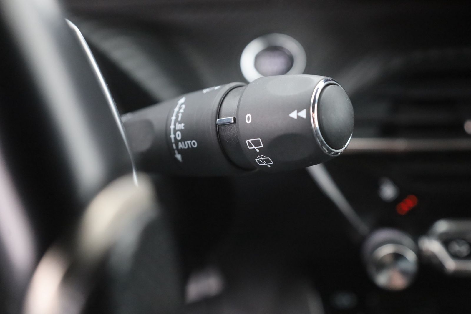 Peugeot 208 GT-Line PureTech 100 Aut. - Samsaru's Car Outlet