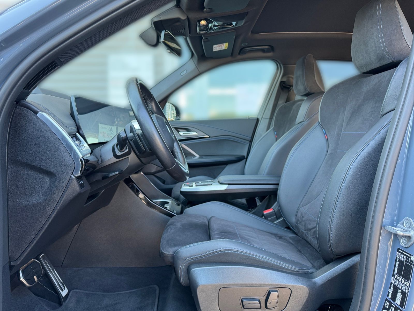 BMW X1 xDrive 23i M Sport - Samsaru's Car Outlet