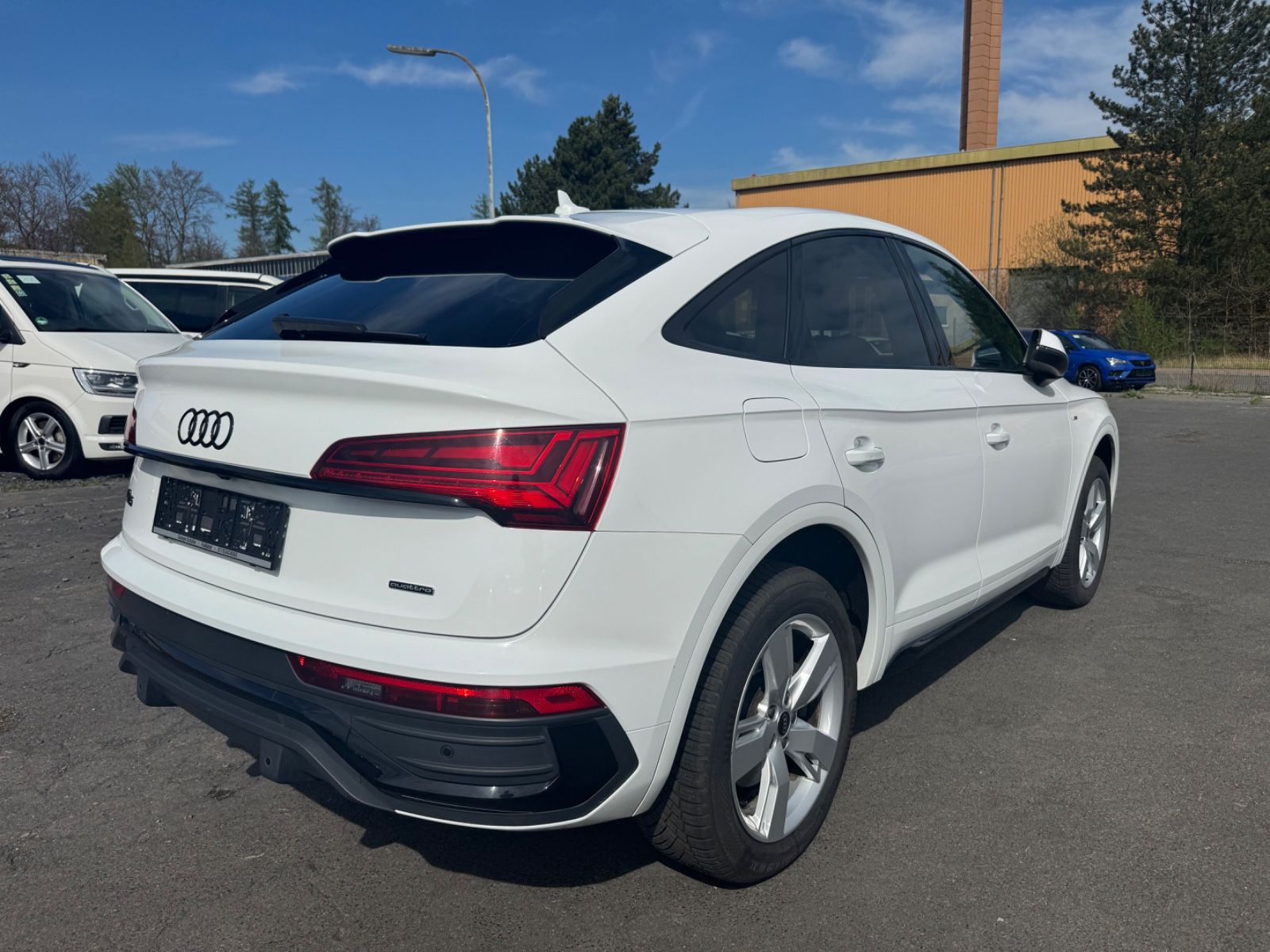 Audi Q5 Sportback 40 TDI quattro S line - Samsaru's Car Outlet