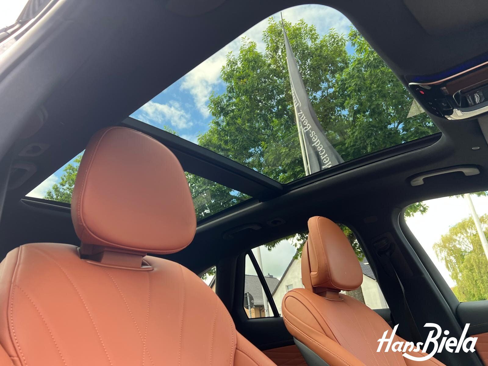 Mercedes-Benz GLC 300 4M AMG/Prem+/20"/Pano/Bur/Multi/AHK/360°