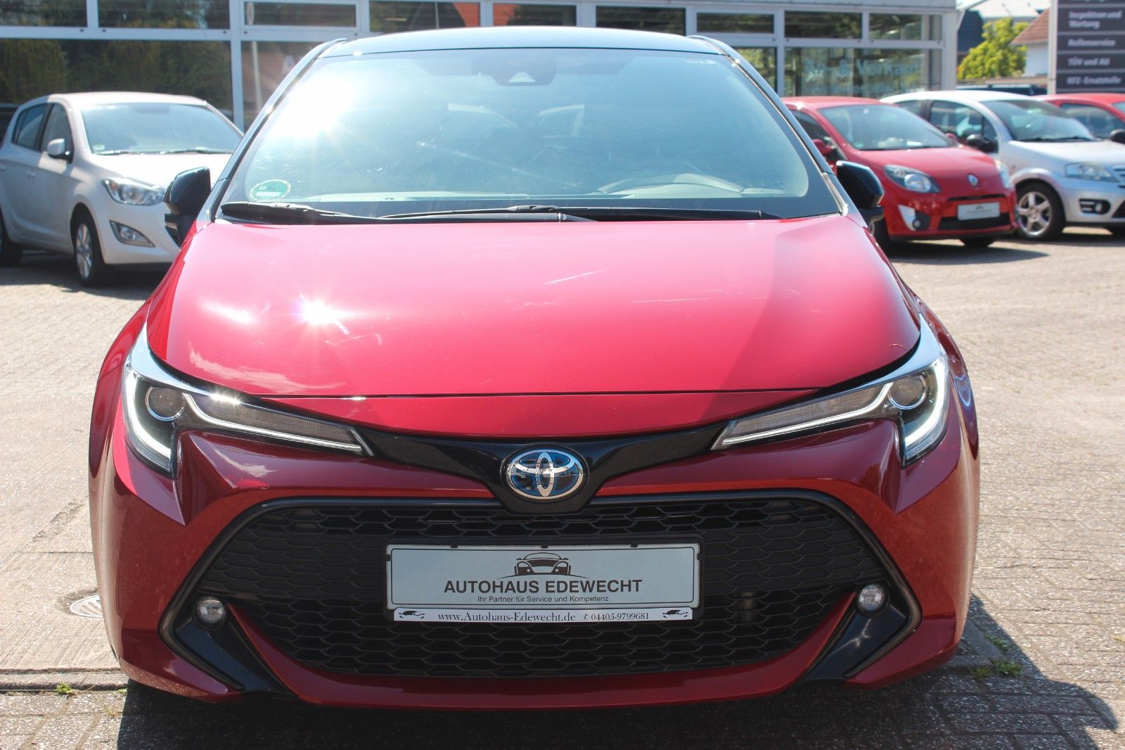Toyota Corolla Hybrid Club - Samsaru's Car Outlet