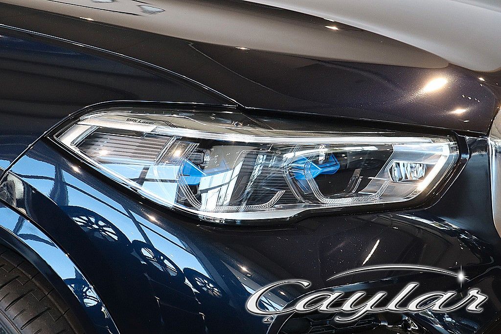 BMW X5 45e M SPORT LASER SITZBELÜFTUNG PANO AHK 22"