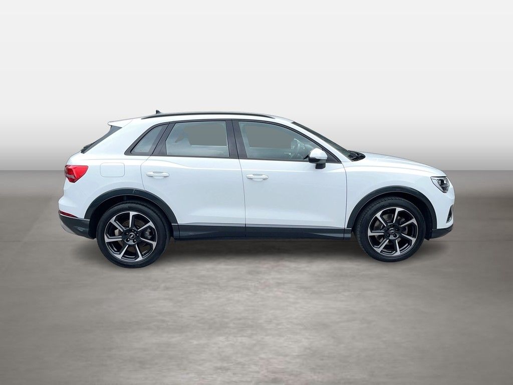 Audi Q3 45 TFSI qu. S tronic advanced - Samsaru's Car Outlet