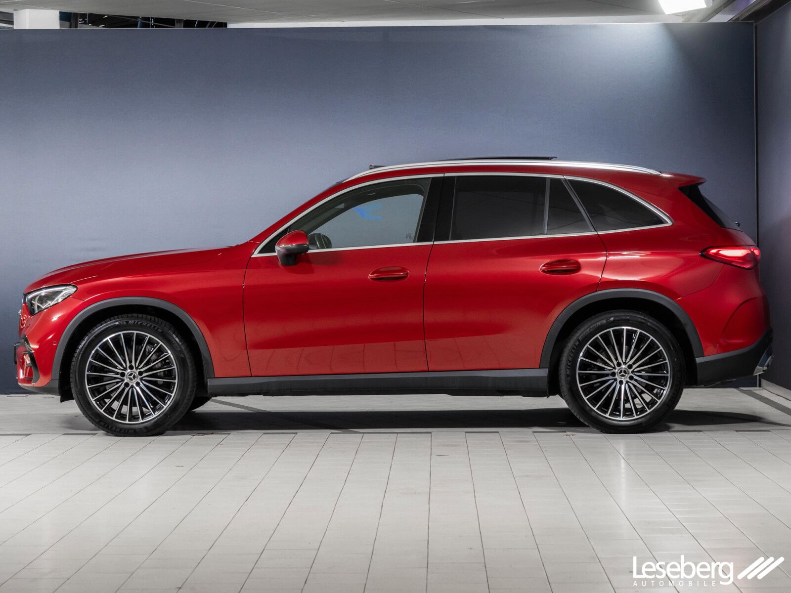 Mercedes-Benz GLC 300 d 4M AMG LED//Pano/AHK/Distro/Kamera/DAB