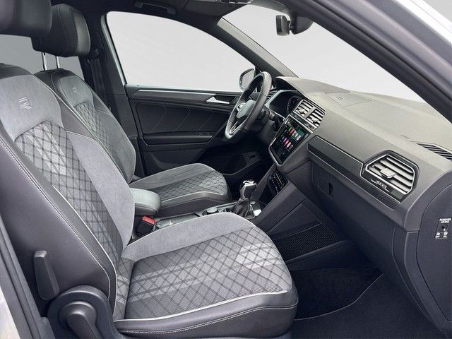 Volkswagen Tiguan 2.0 TDI DSG 200 PS 4M *R-LINE*PANO 360 AH