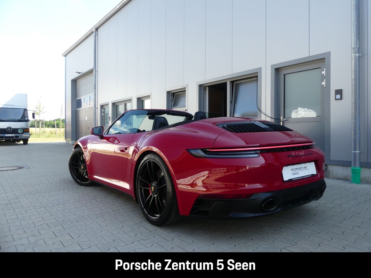 Porsche 992 I Carrera 4 GTS Cabriolet - Samsaru's Car Outlet
