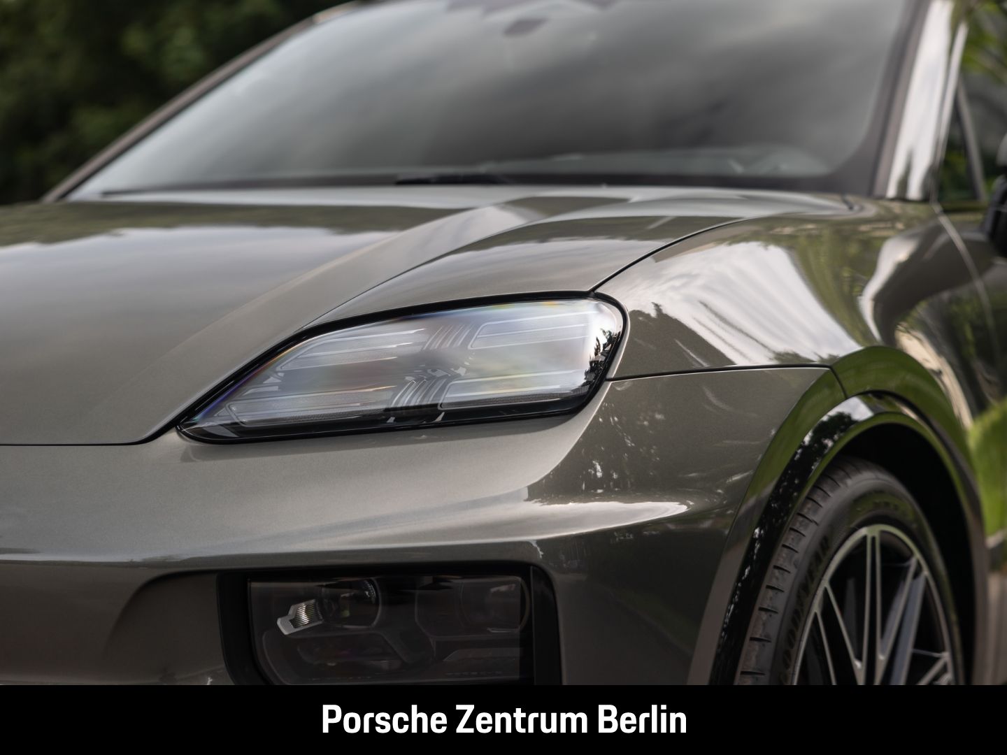 Porsche Macan Turbo Burmester Rückfahrkamera Panorama