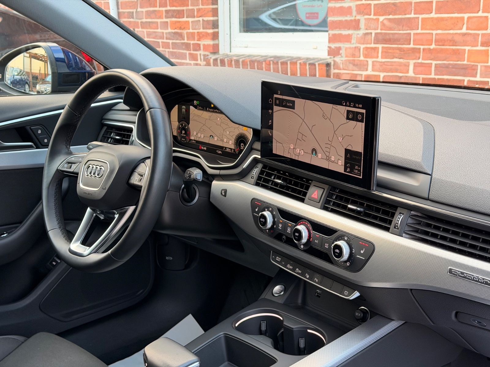 Audi A4 Avant 40 TDI quattro*AHK/HEAD-UP/KAMERA/SHZ*
