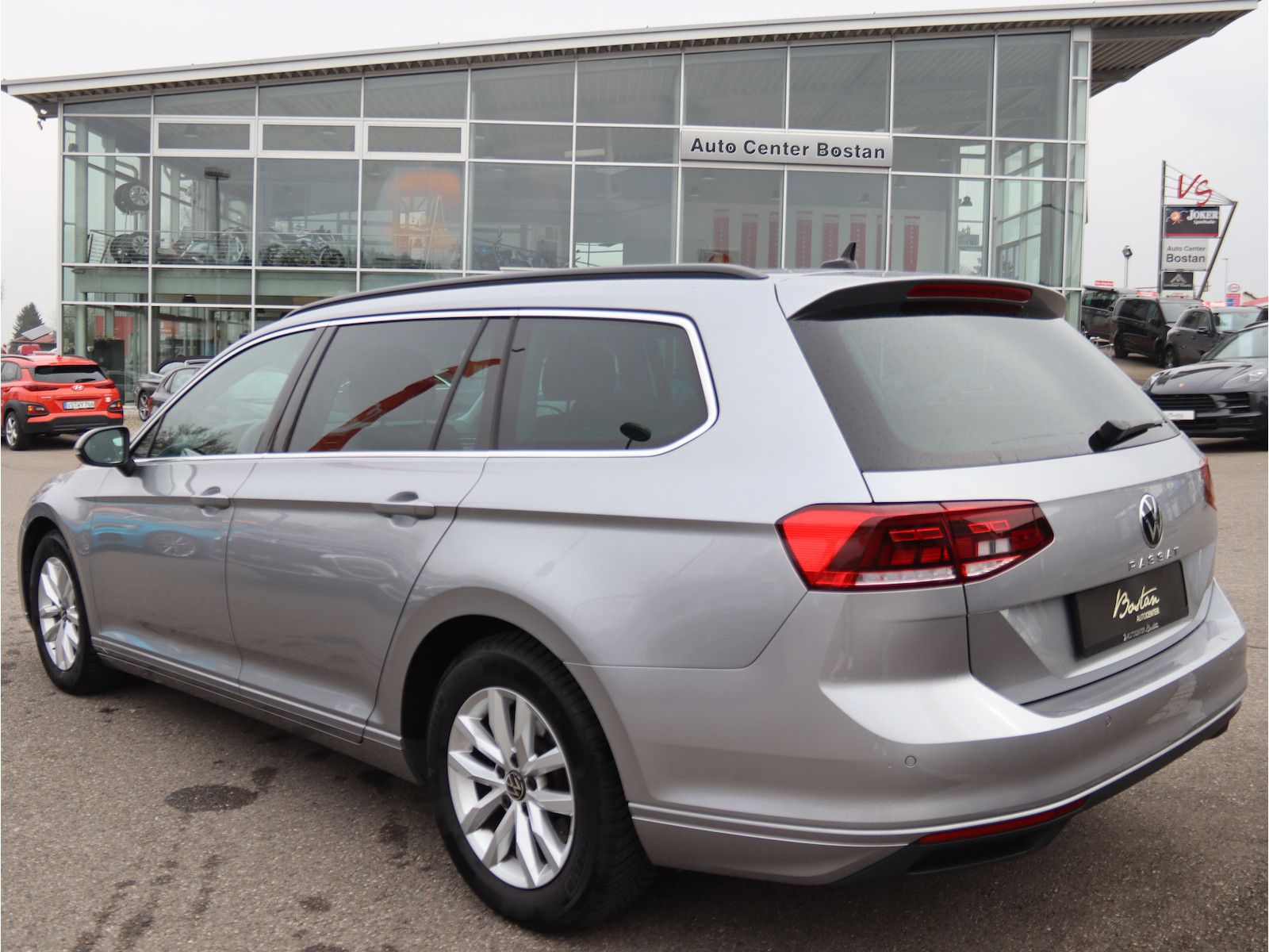 Volkswagen Passat 1.5 TSI BUSINESS - Samsaru's Car Outlet