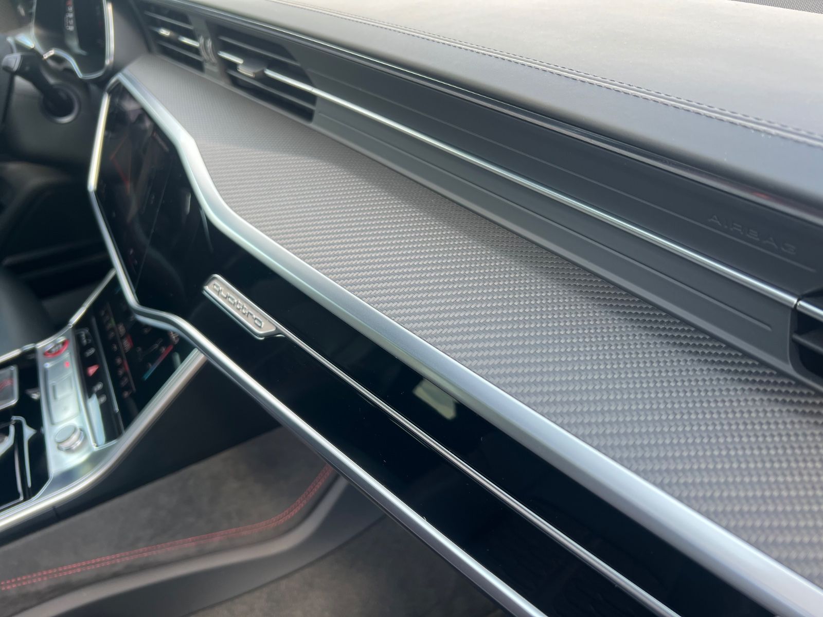 Audi RS6 Avant 4.0 TFSI quattro Scheckhft Luft Carbon