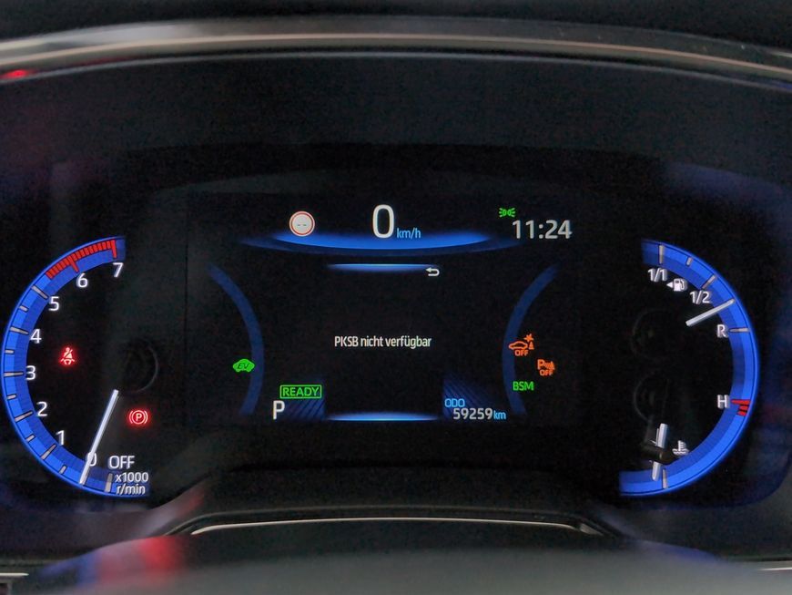 Toyota Corolla 1.8 Hybrid Team Deutschland NAVI+BI-LED+
