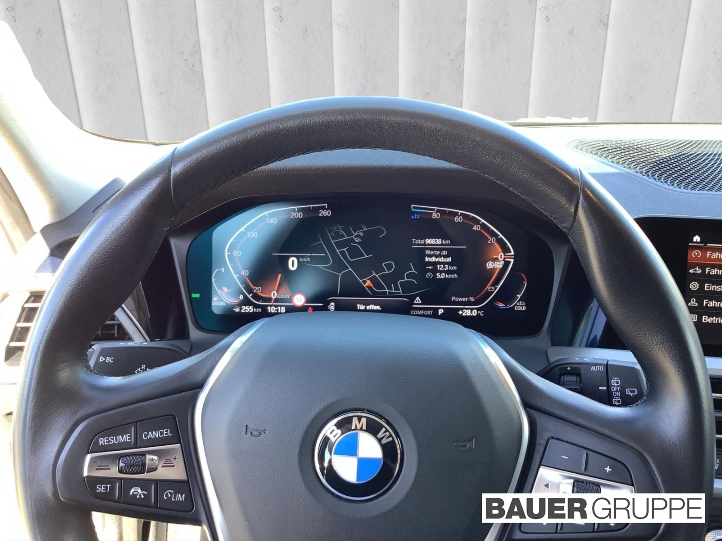 BMW 320 d - Samsaru's Car Outlet