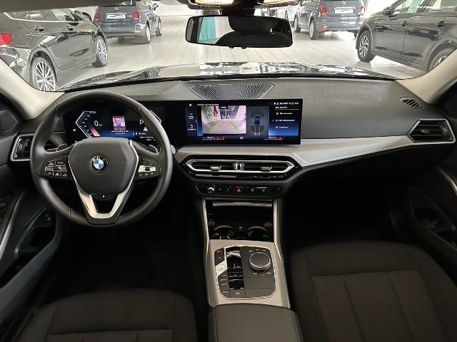BMW 320 d Limousine xDrive Schiebedach Lenkrad behei