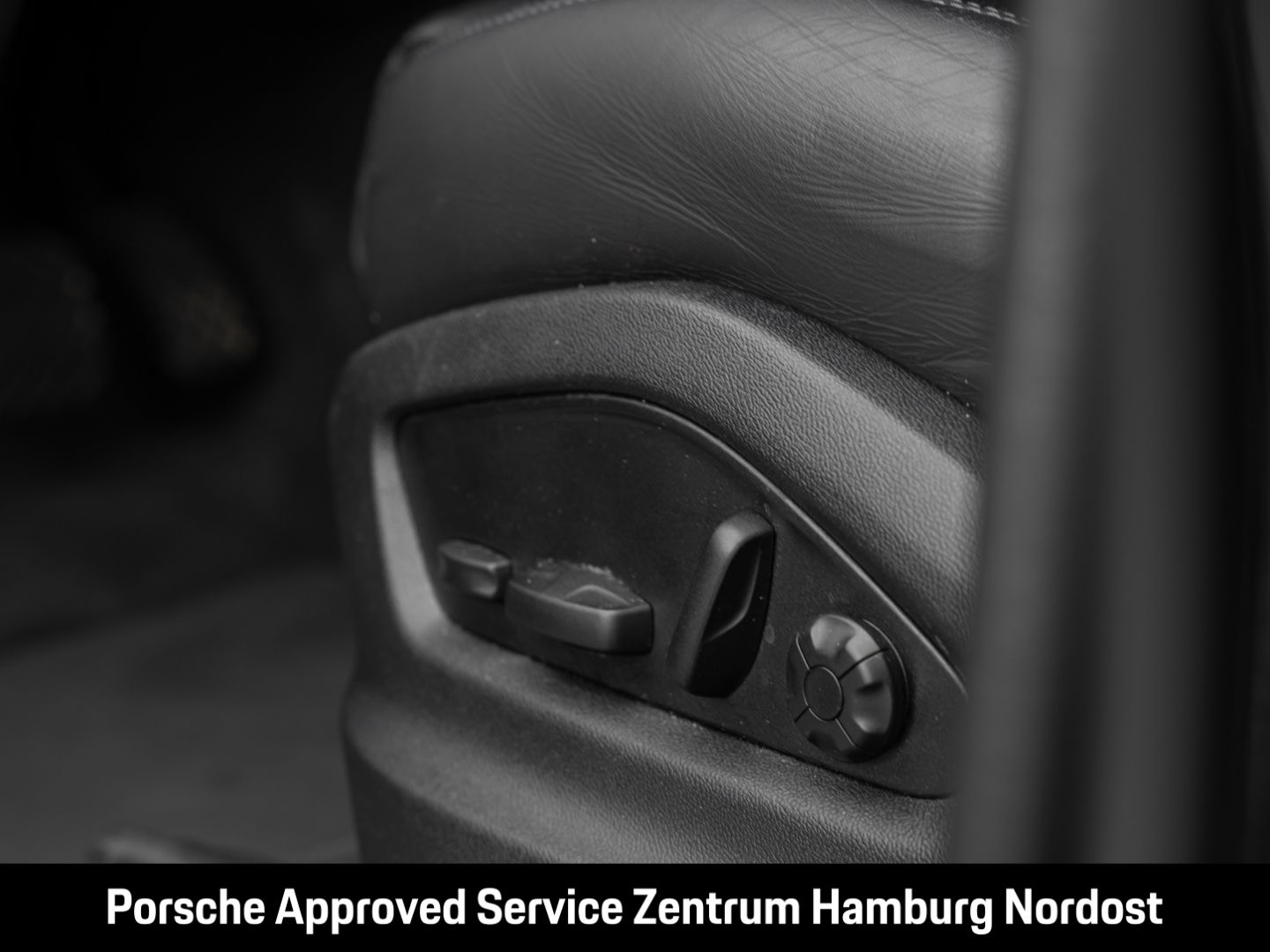 Porsche Cayenne E-Hybrid Pano PASM BOSE 21-Zoll 360°
