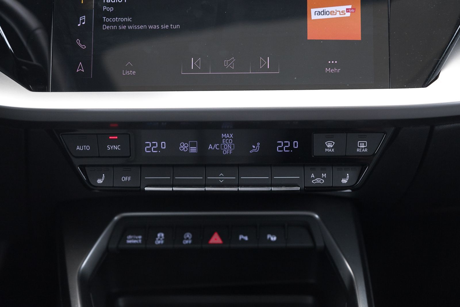 Audi A3 Sportback advanced 35 TFSI S tr. LED PANO RFK