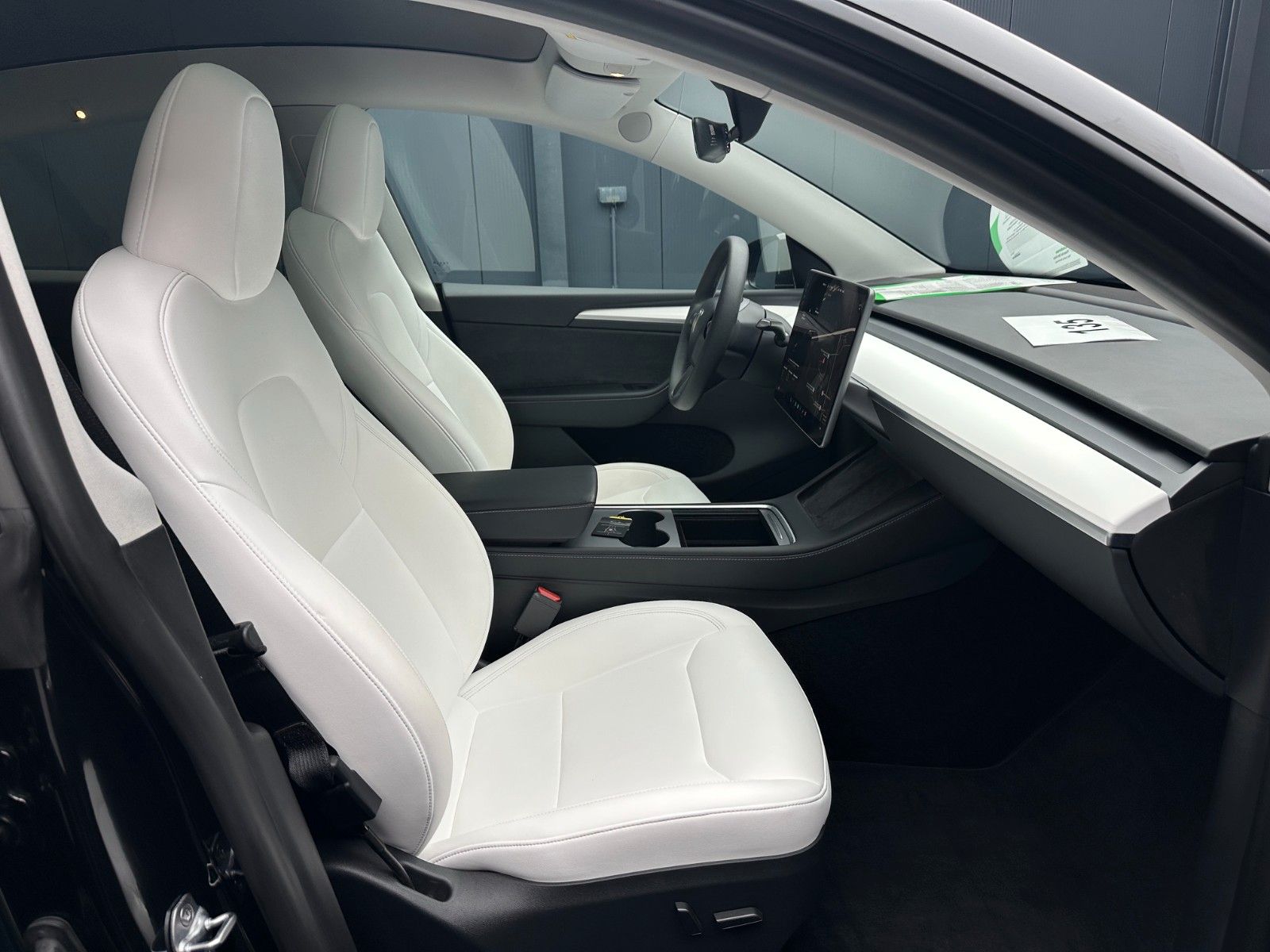 Tesla Model Y Performance Dual AWD*LEDER/Weiss*21Zoll*