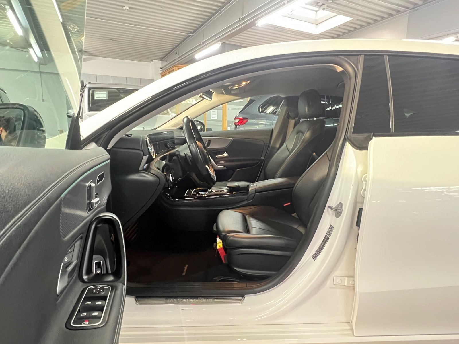 Mercedes-Benz CLA 220d SB 4M Progressive - Samsaru's Car Outlet
