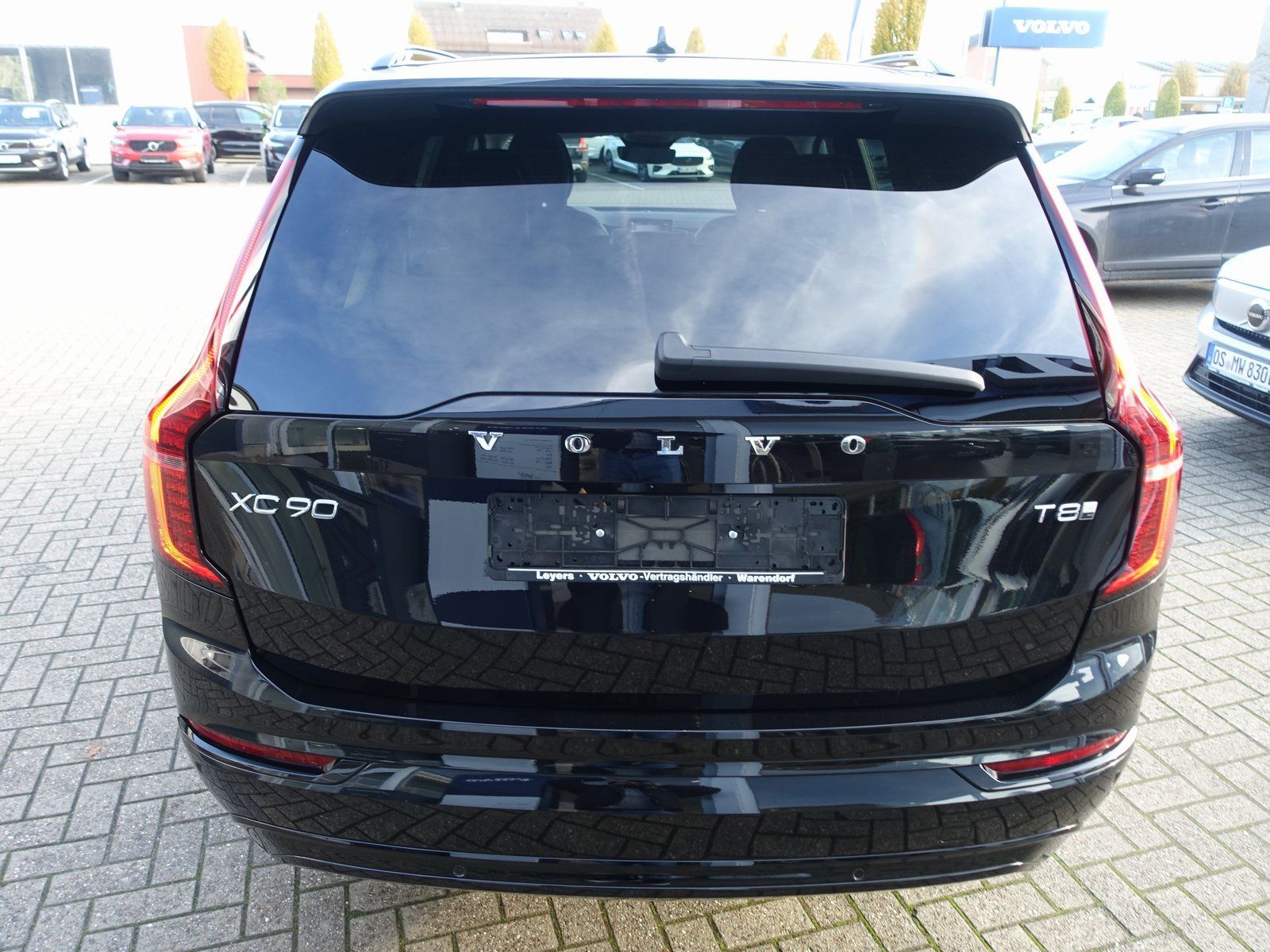 Volvo XC90 Plus Dark T8 AWD Plug-in Hybrid/Pano/FourC/