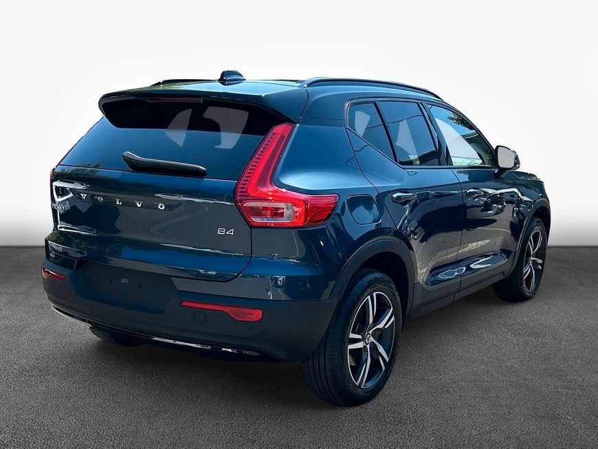 Volvo XC40 B4 Geartronic RDesign - Samsaru's Car Outlet