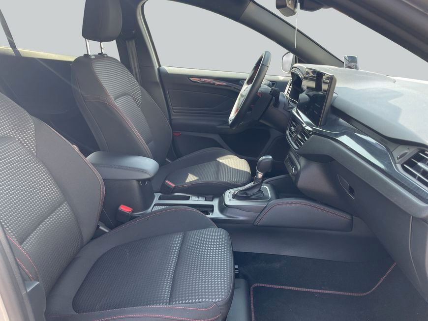 Ford Focus Turnier 1.0 EcoBoost Hybrid Aut. ST-LINE X