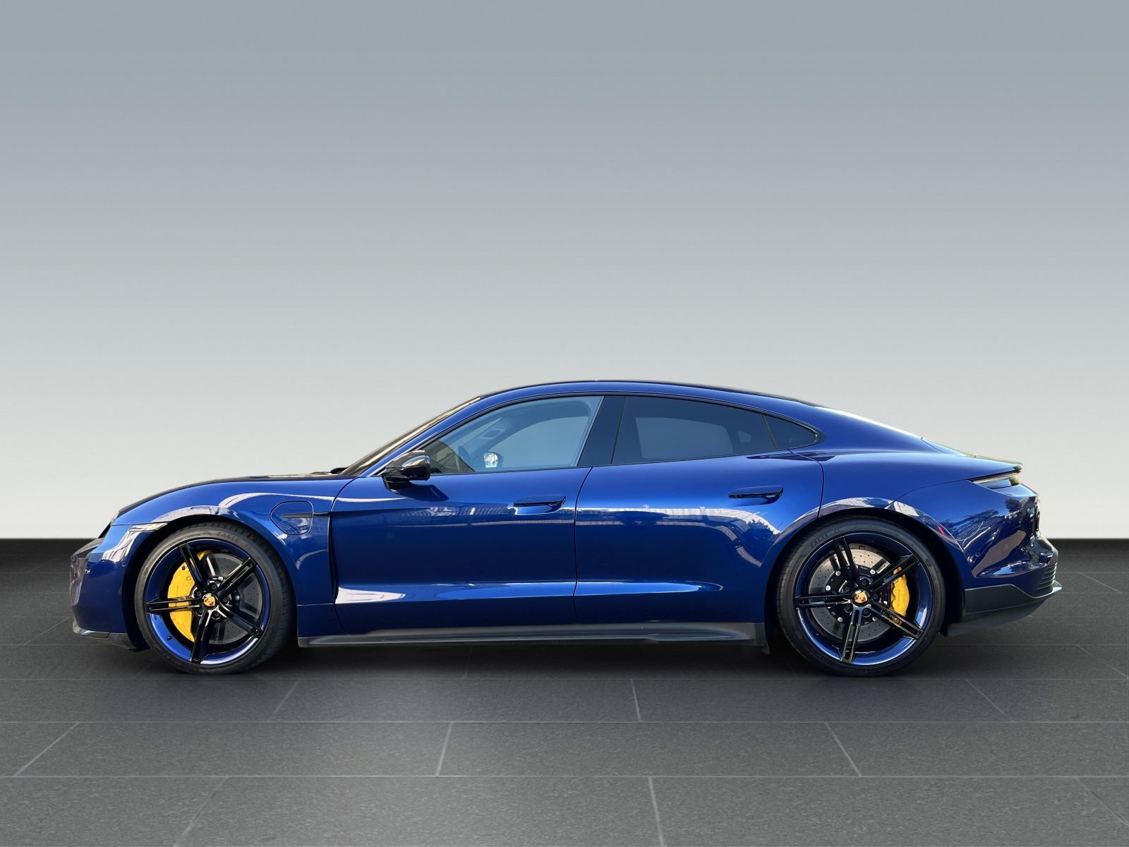 Porsche Taycan GTS PCCB,Headup,Sitzbel.Sportdes.