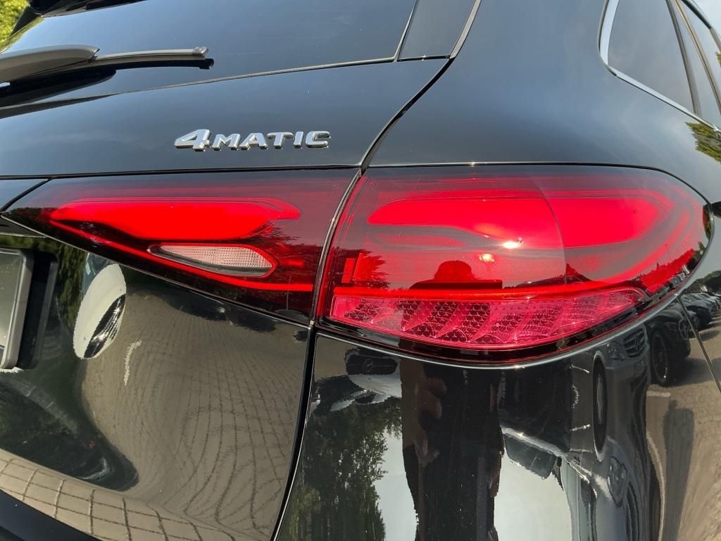 Mercedes-Benz GLC 300 de 4M AMG HUD AHK Panorama 360° Distro.