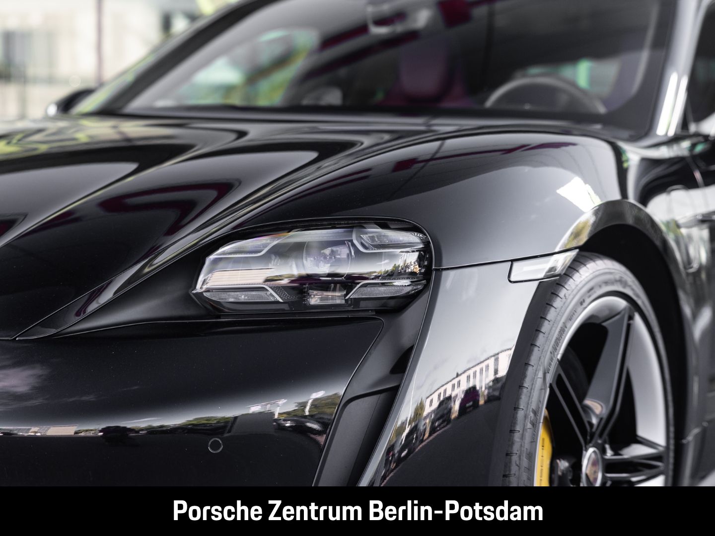Porsche Taycan Turbo S BOSE Sport-Chrono Paket LED-Matri