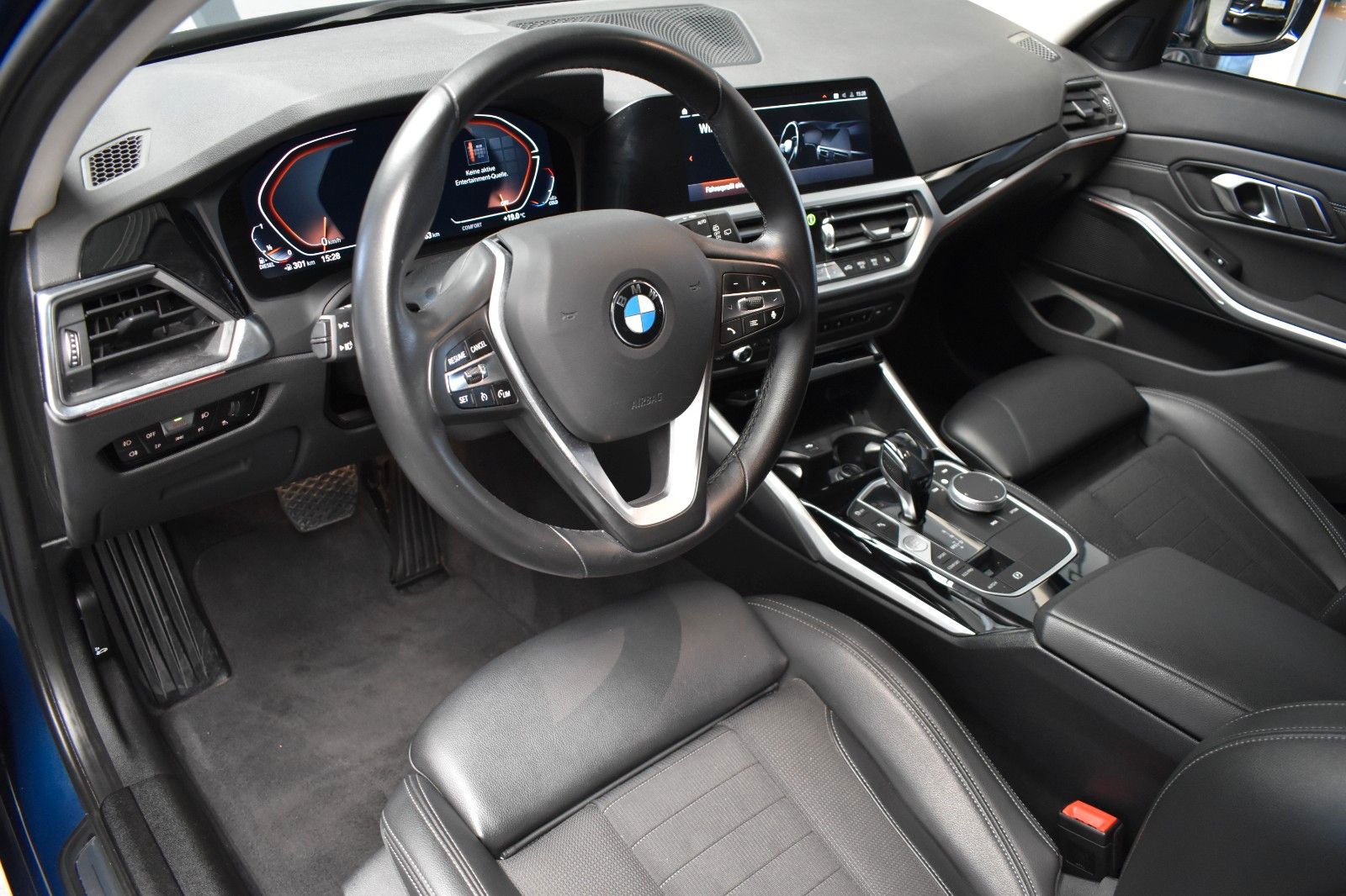 BMW 330 d Touring SPORT LINE - Samsaru's Car Outlet