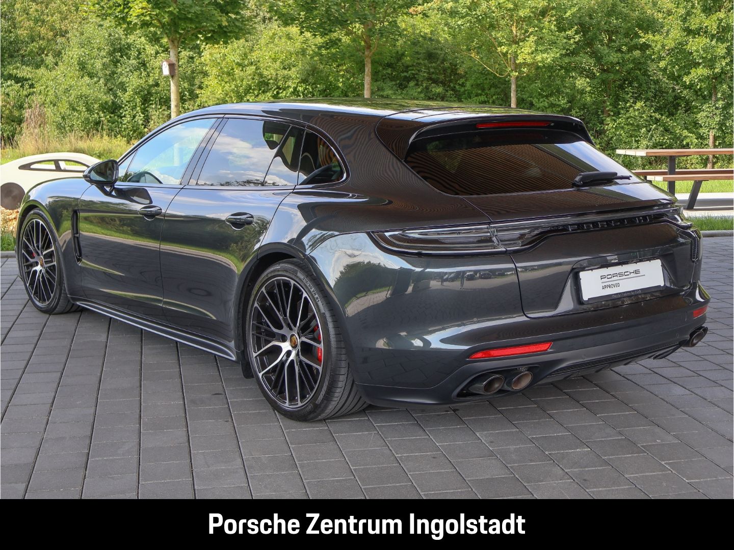 Porsche Panamera GTS Sport Turismo, el AHK, PDCC, Sport