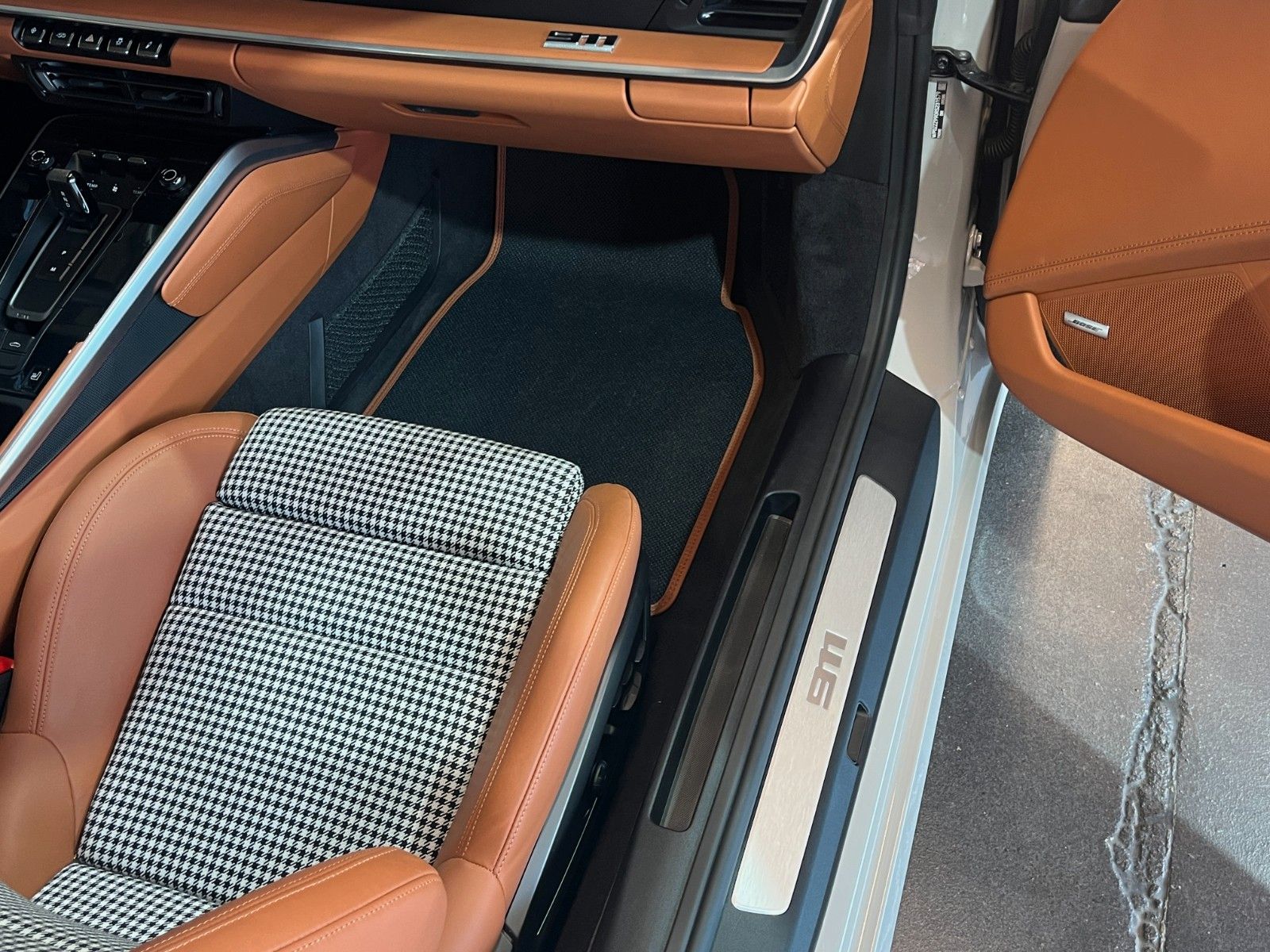 Porsche 911 Targa 4S - Samsaru's Car Outlet