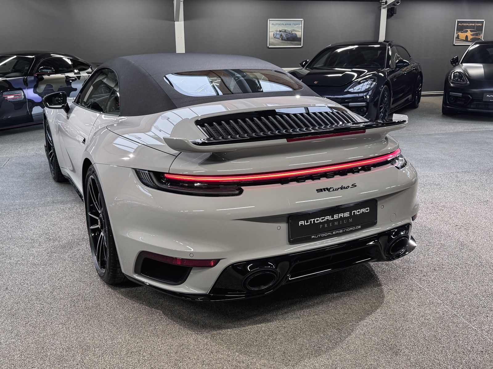 Porsche 911 Turbo S Cabrio AeroKit+Burmester+Carbon
