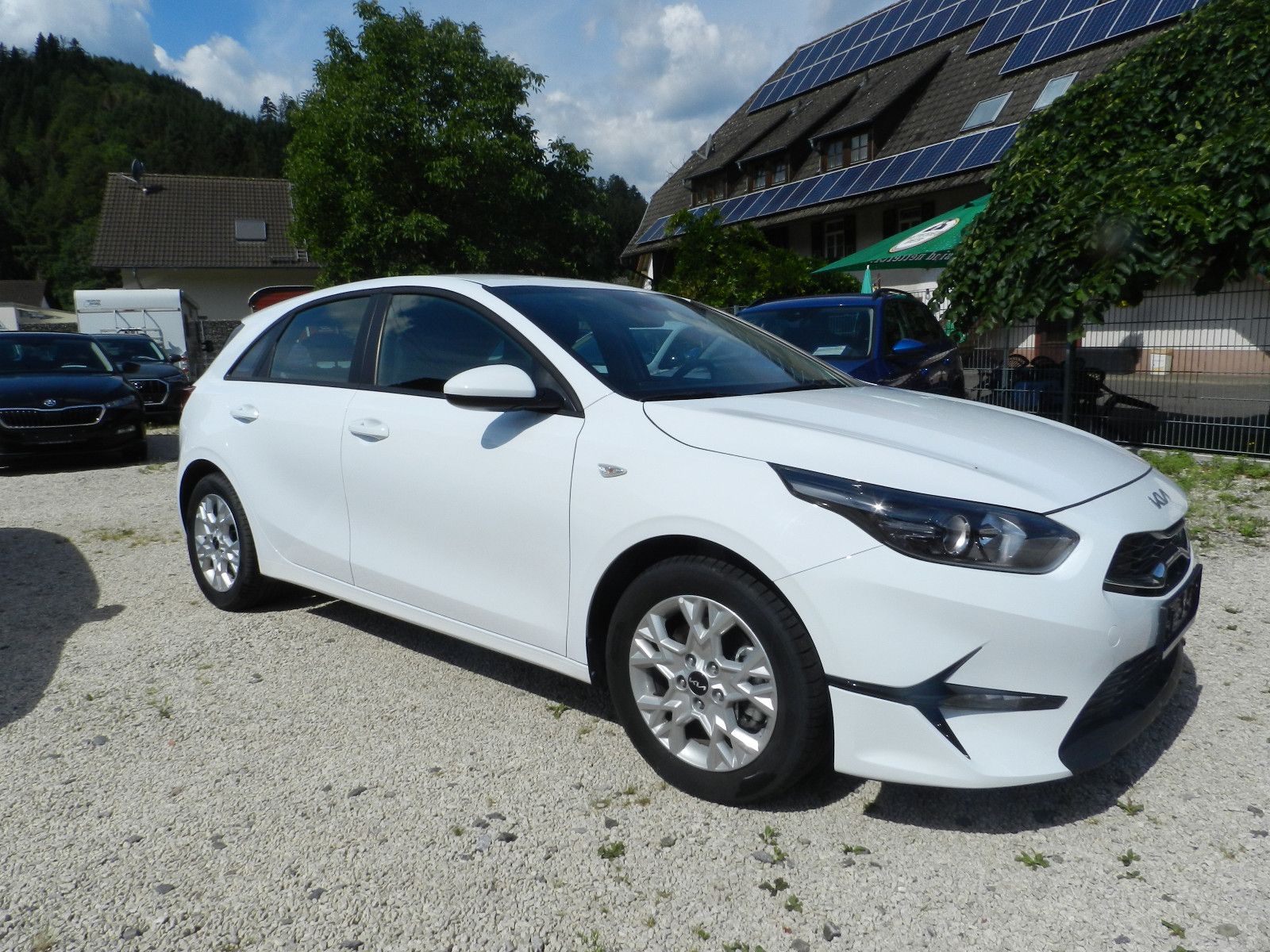Kia Ceed - Samsaru's Car Outlet