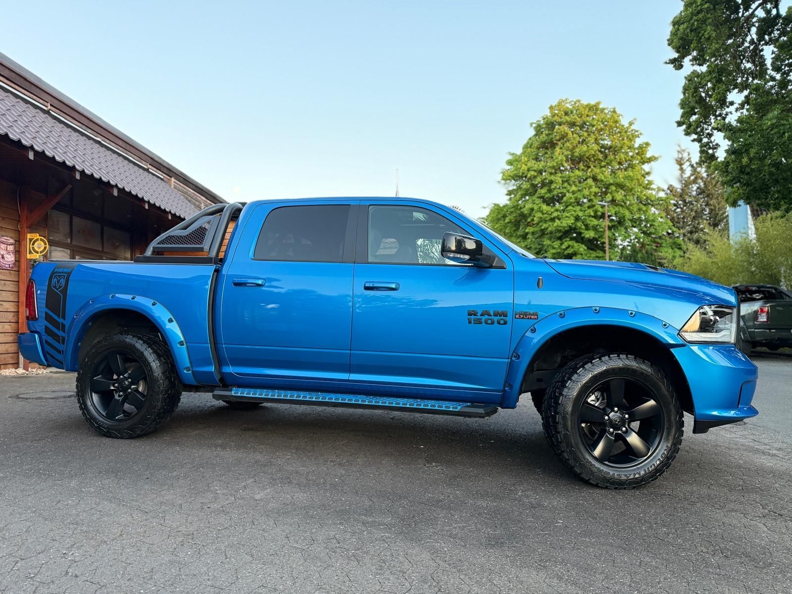 Dodge SPORT*LPG*V8*4X4*AHK*ROLLBAR*OFFROAD*GARANTI